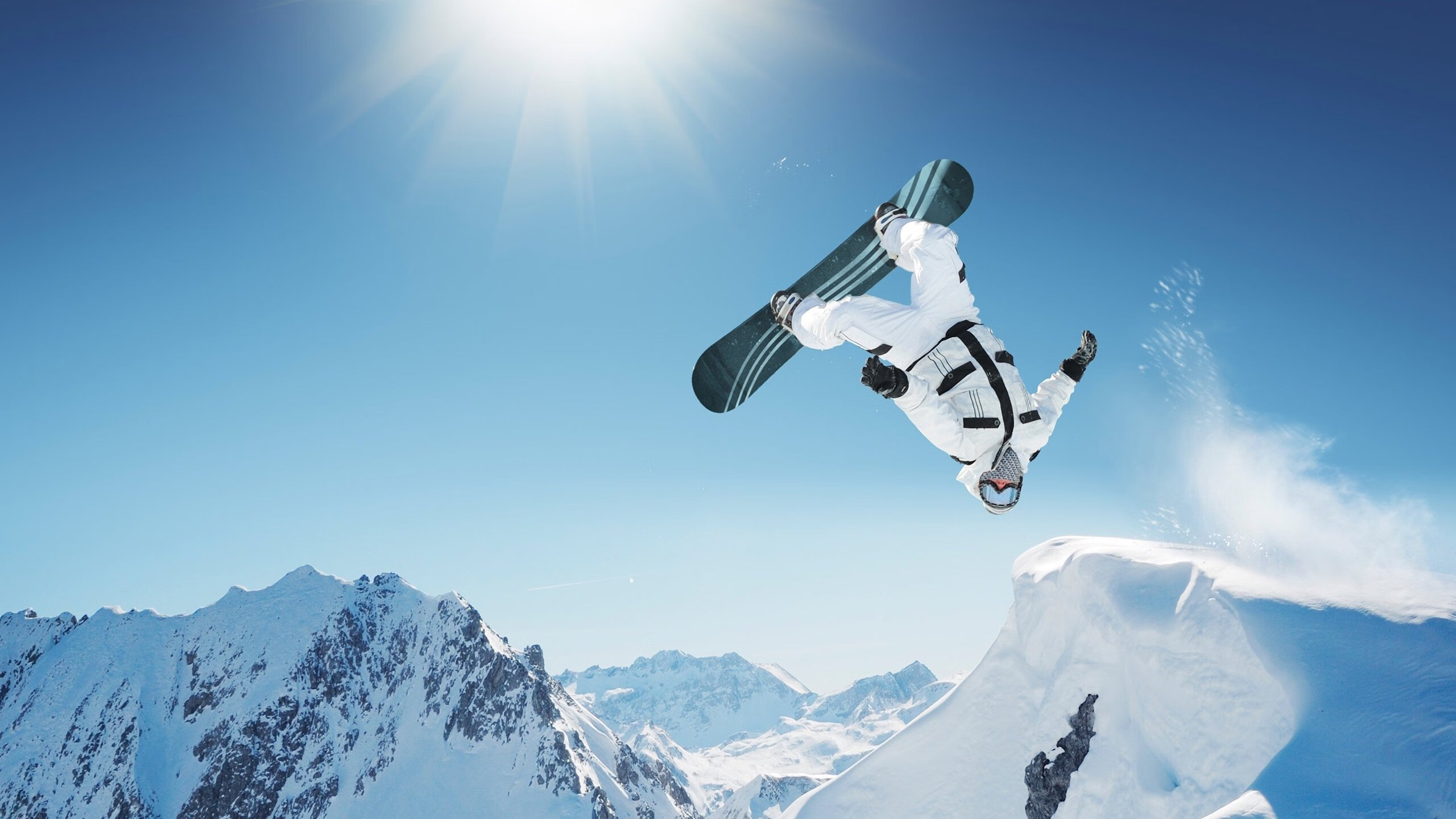 乐鱼体育登录-勇士队再次展现强大实力，目标三连冠，勇士队什么