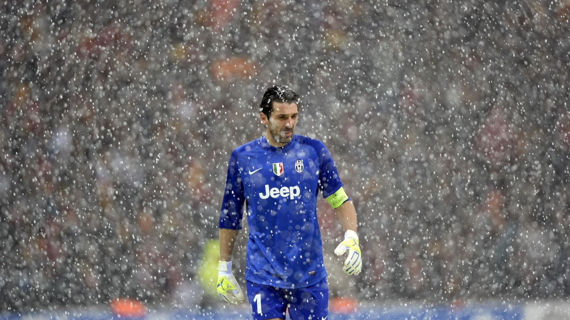 喜讯！武汉三镇已提前完成保级任务！未来两位核心去留引发关注